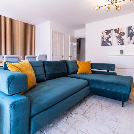 Brightleap Apartments: Modern Home-Away with Entertainment & Amenities Milton Keynes Exterior photo